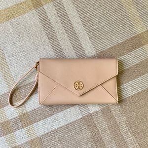 Tory Burch Saffiano Textured Envelope Wristlet